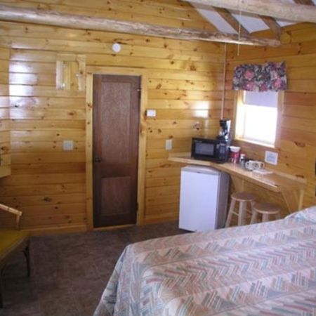 Maple Leaf Motel Schroon Lake 외부 사진