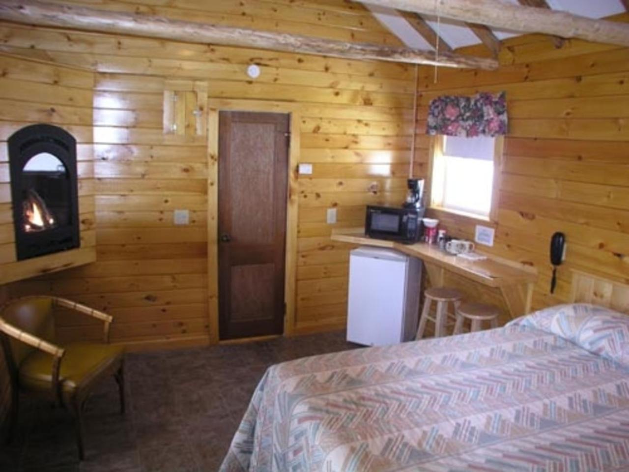 Maple Leaf Motel Schroon Lake 외부 사진